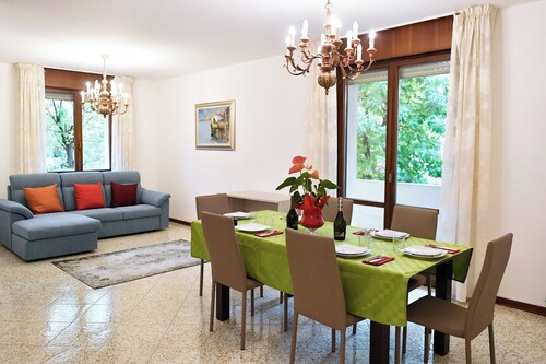 Spacious apartment in center Abano Terme, WIFI and free parking.