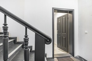 Interior - Spacious 1BR Flat | Near Kurfürstendamm (1) (Berlin)