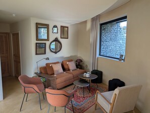 Lodge Lions & Sauna & Dîner - Acess to the zoo | Área de sala de estar