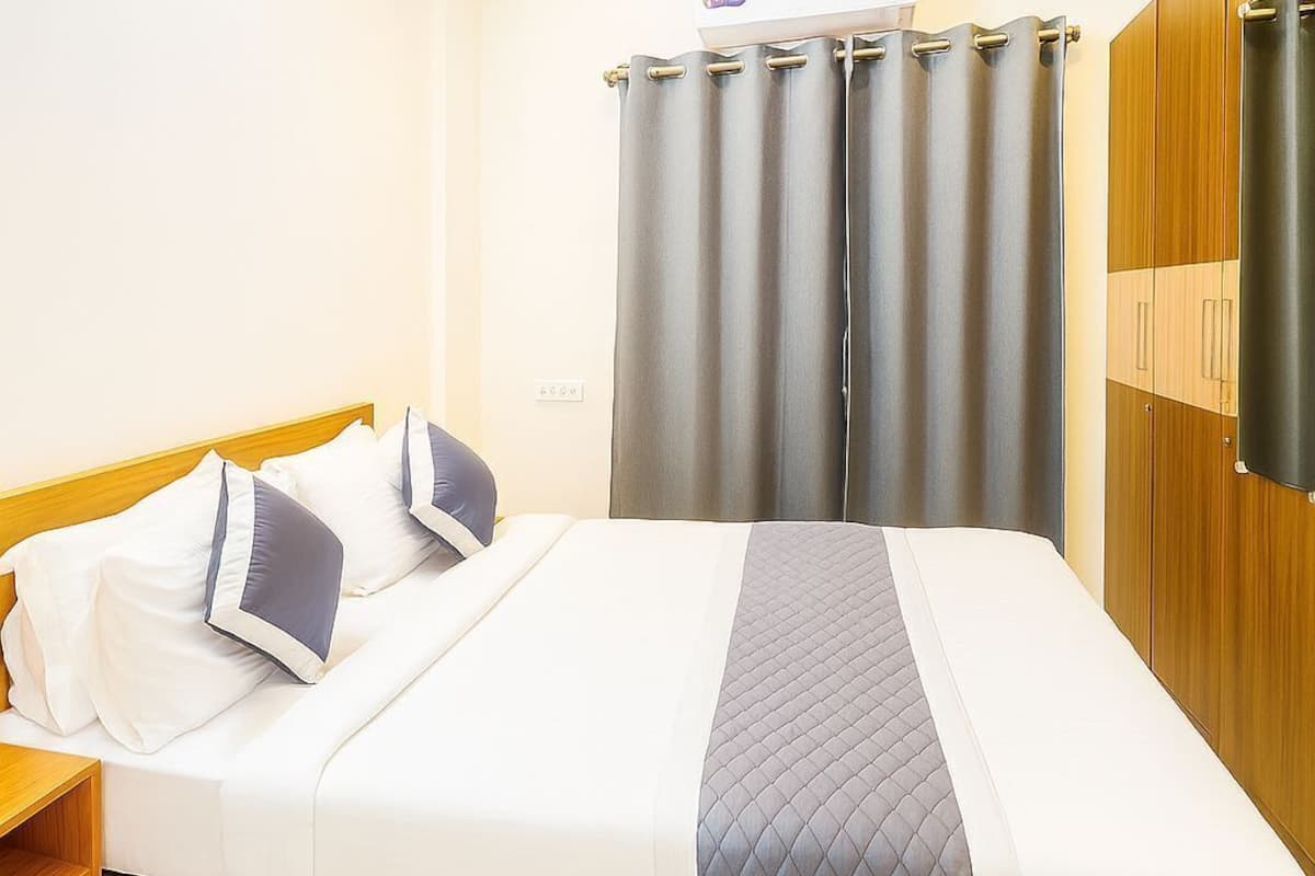 Deluxe with balcony | Free WiFi