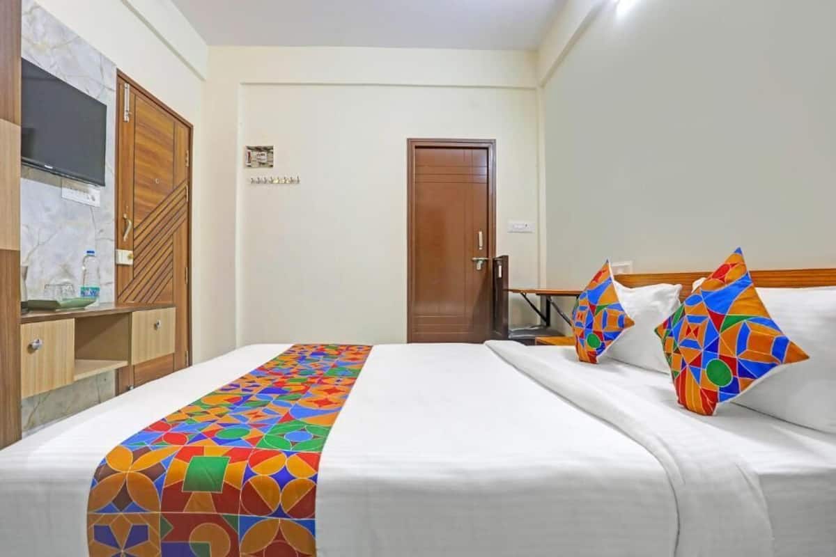 Deluxe Double Room | Free WiFi