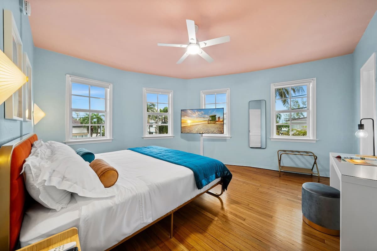 Superior Double Room (Unit 06) | Blackout drapes, iron/ironing board, free WiFi