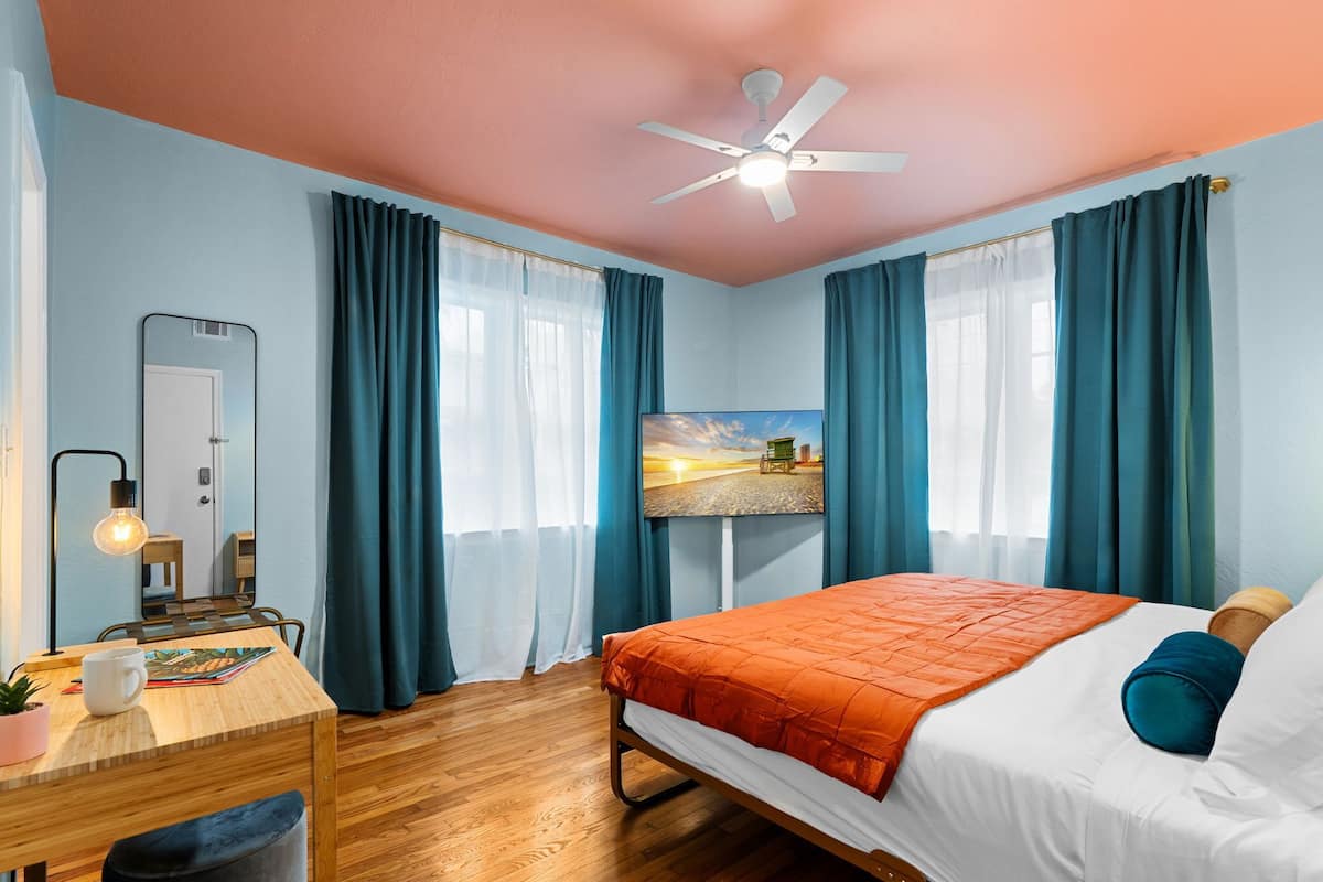 Deluxe Double Room (Unit 04) | Blackout drapes, iron/ironing board, free WiFi