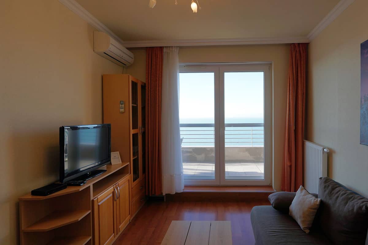 Gold Penthouse Apartment | 熨斗/熨衫板、可攜式嬰兒床、免費 Wi-Fi、床單