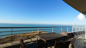 Gold Penthouse Apartment | Vistas del balcón