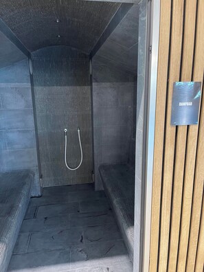 Un sauna, baño turco