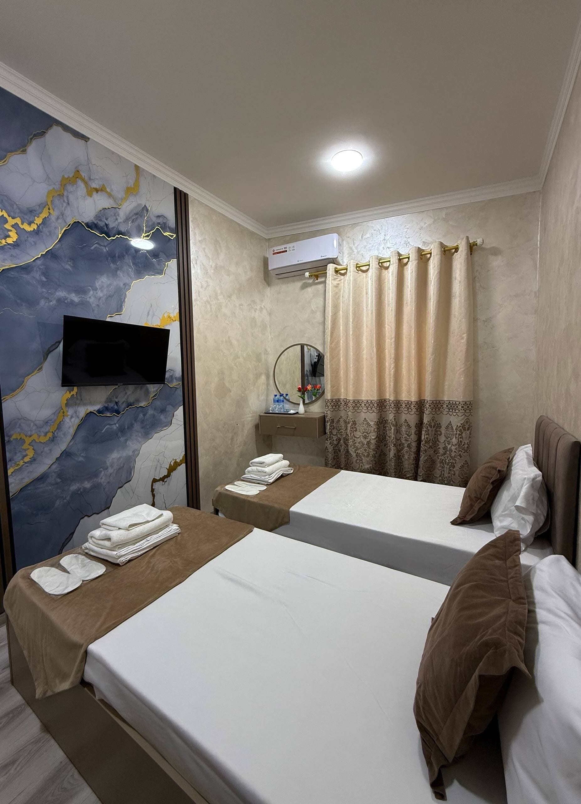 Phòng 2 giường đơn Tiêu chuẩn | Bộ trải giường bằng vải cotton Ai Cập, bộ đồ giường cao cấp 