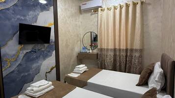 Chambre Standard avec lits jumeaux | Draps en coton égyptien, literie de qualité supérieure