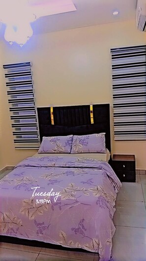 Apartment, 2 Bedrooms, Smoking, Balcony - Luxury 2 Bedroom Flat Apartment Heart of Lekki (Lekki)