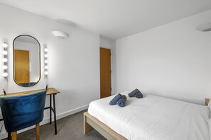 2 quartos, ferros/tábuas de passar roupa, berço de viagem, Wi-Fi