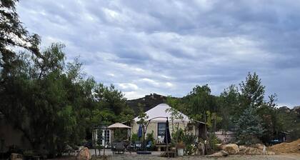 Beautiful charming Yurt in a country place very peaceful in welcoming Escondido