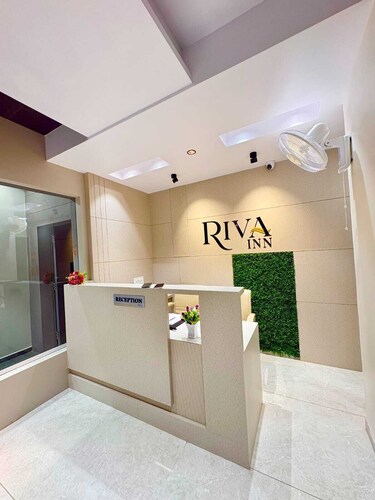 HOTEL RIVA INN