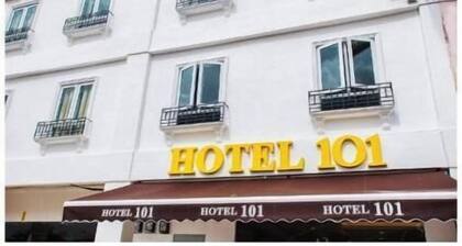 Hotel 101 Ulu Tiram