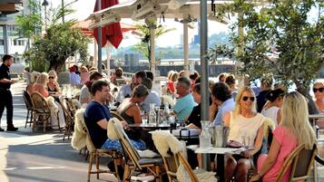 Departamento, 1 habitación, con acceso para personas discapacitadas, para fumadores | Restaurantes