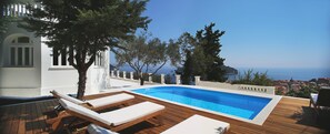 Pool - Villa Admiral Fantastic 5-bedroom villa with AC in Dubrovnik (Dubrovnik)