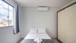 Ảnh chưa phân loại, 4 trong số 6 ảnh, nút