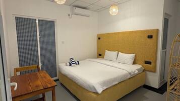 Deluxe Double Room, Garden View | Free WiFi