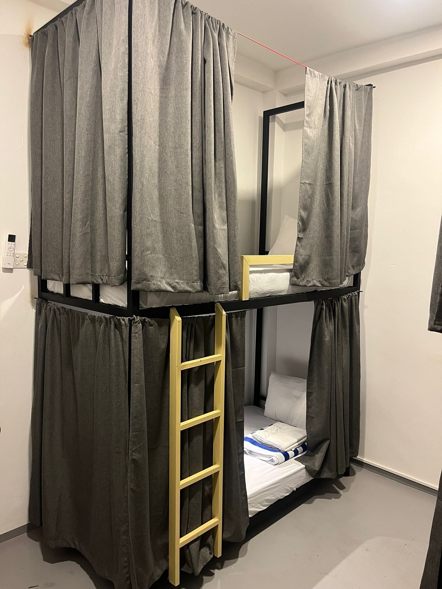 Wi-Fi gratuit, draps fournis