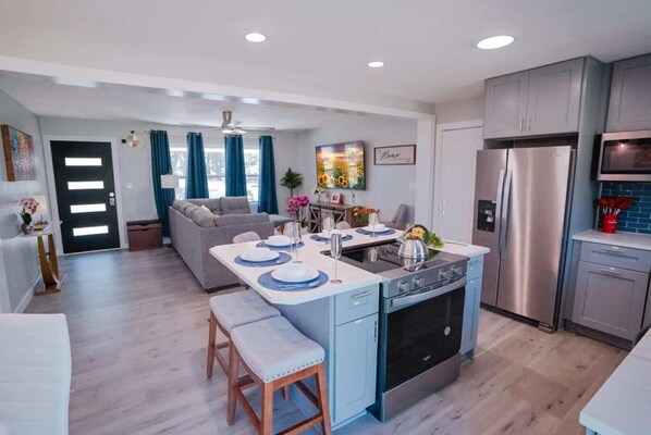 Fridge, microwave, oven, dishwasher