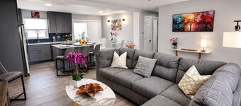 Prairie Retreat-Zona Rosa, Air Port, by Highway