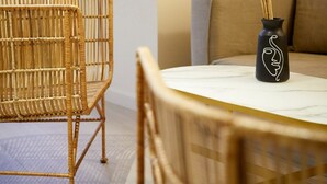 House, Smoking - Canvas Apartments & Lofts Girona (Girona)
