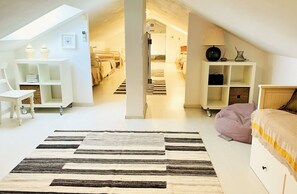 4 Schlafzimmer, Bügeleisen/Bügelbrett, kostenloses WLAN, Bettwäsche