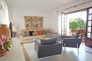 TV - VV Beautiful Villa w/pool | A/C | VILAMOURA! (Quarteira)