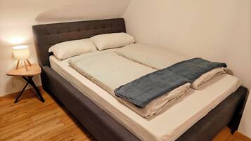 2 Schlafzimmer, Bügeleisen/Bügelbrett, WLAN, Bettwäsche