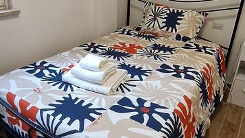 2 Schlafzimmer, Bügeleisen/Bügelbrett, WLAN, Bettwäsche