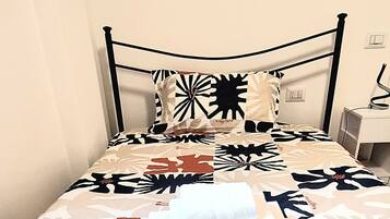 2 sovrum, strykjärn/strykbräda, wi-fi och sängkläder