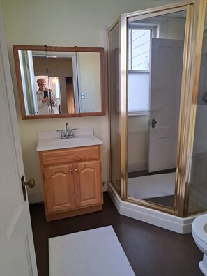 Towels, toilet paper