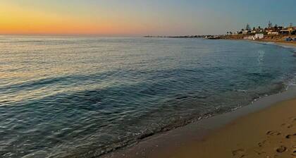 Beachfront apartment with panoramic view