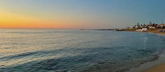 Beachfront apartment with panoramic view