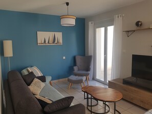 TV - Modern house in La Tranche-sur-Mer, 6 pers, terrace, garden (La Tranche-sur-Mer)