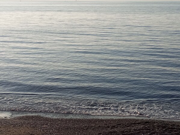 Beach - Positioned a few meters from the Waterfront, the Beach and the Railway. (Castellammare di Stabia)