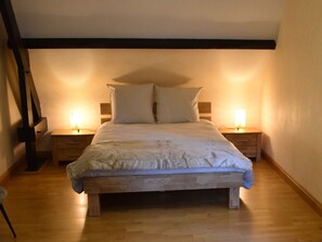 7 dormitorios, wifi gratis, ropa de cama