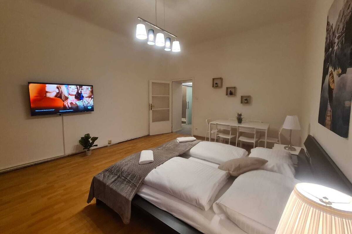 Basic-lejlighed | Strygejern/strygebræt, gratis Wi-Fi