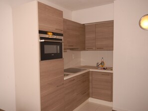 Fridge, microwave, dishwasher - Comfort studio 6 people, pets allowed, southwest view (Gourette)