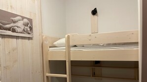 免费 WiFi、床单