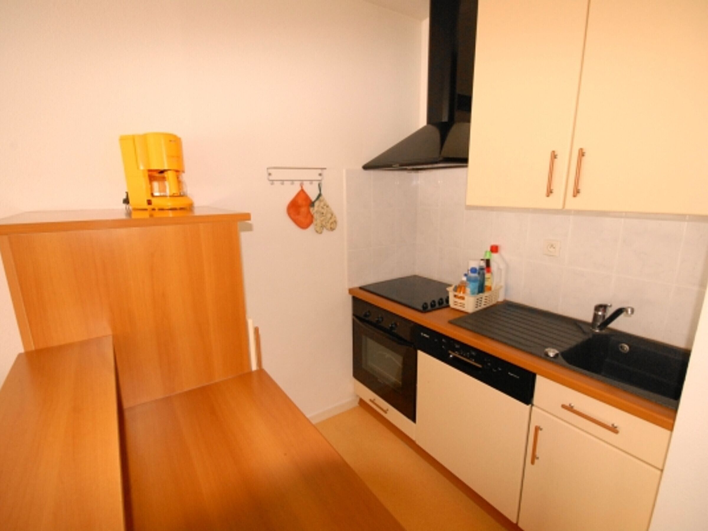 Réfrigérateur, micro-ondes, lave-vaisselle