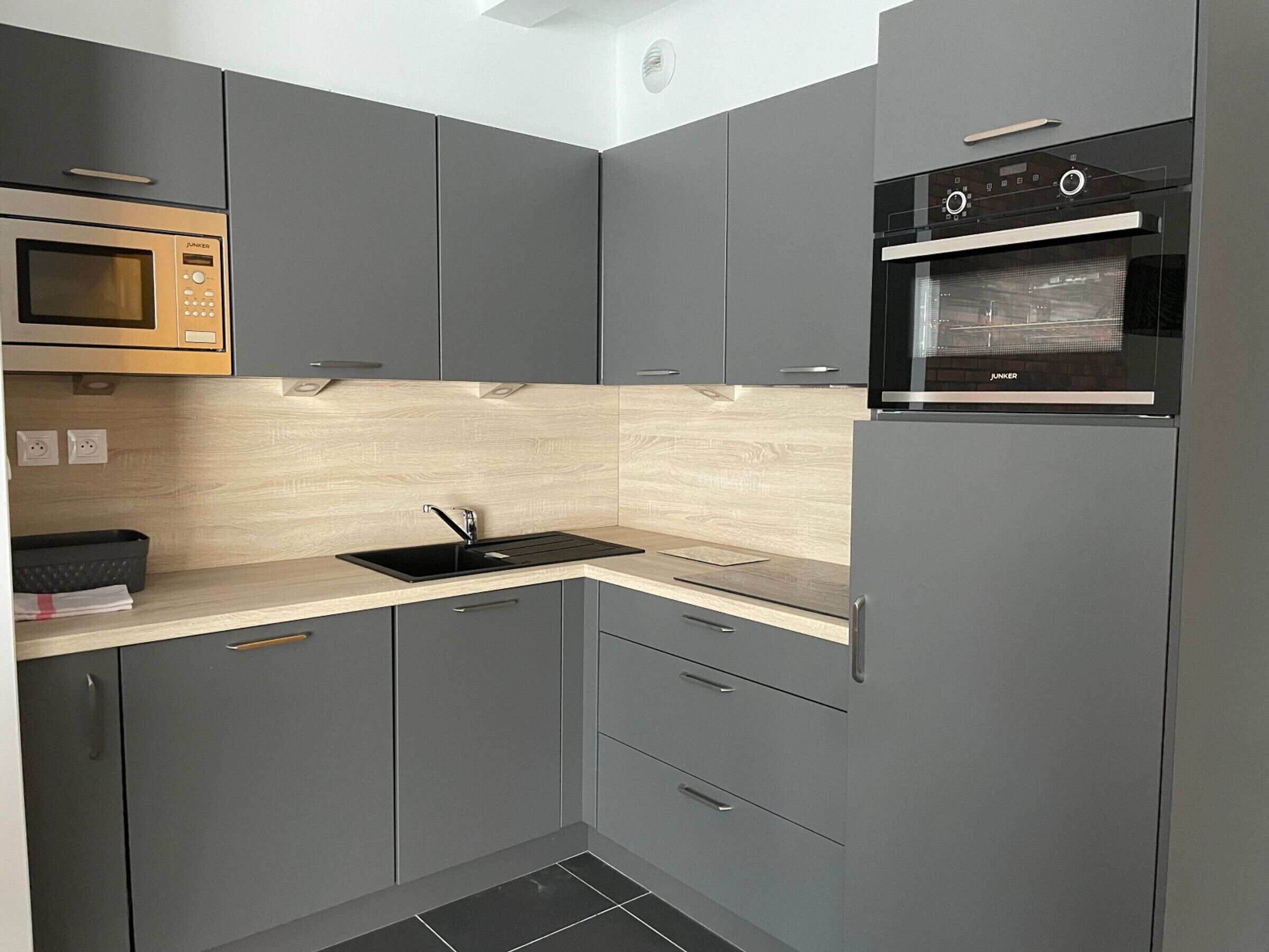 Fridge, microwave, dishwasher