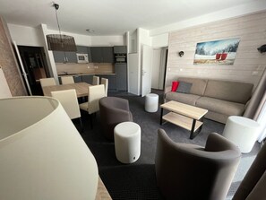 TV - Apartment in Gourette - 8 ppl, pool, pets allowed (Gourette)