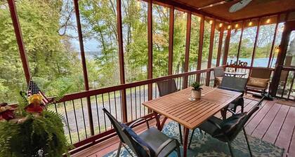 Sunfish Cove – Pet-Friendly Lakeside Retreat
