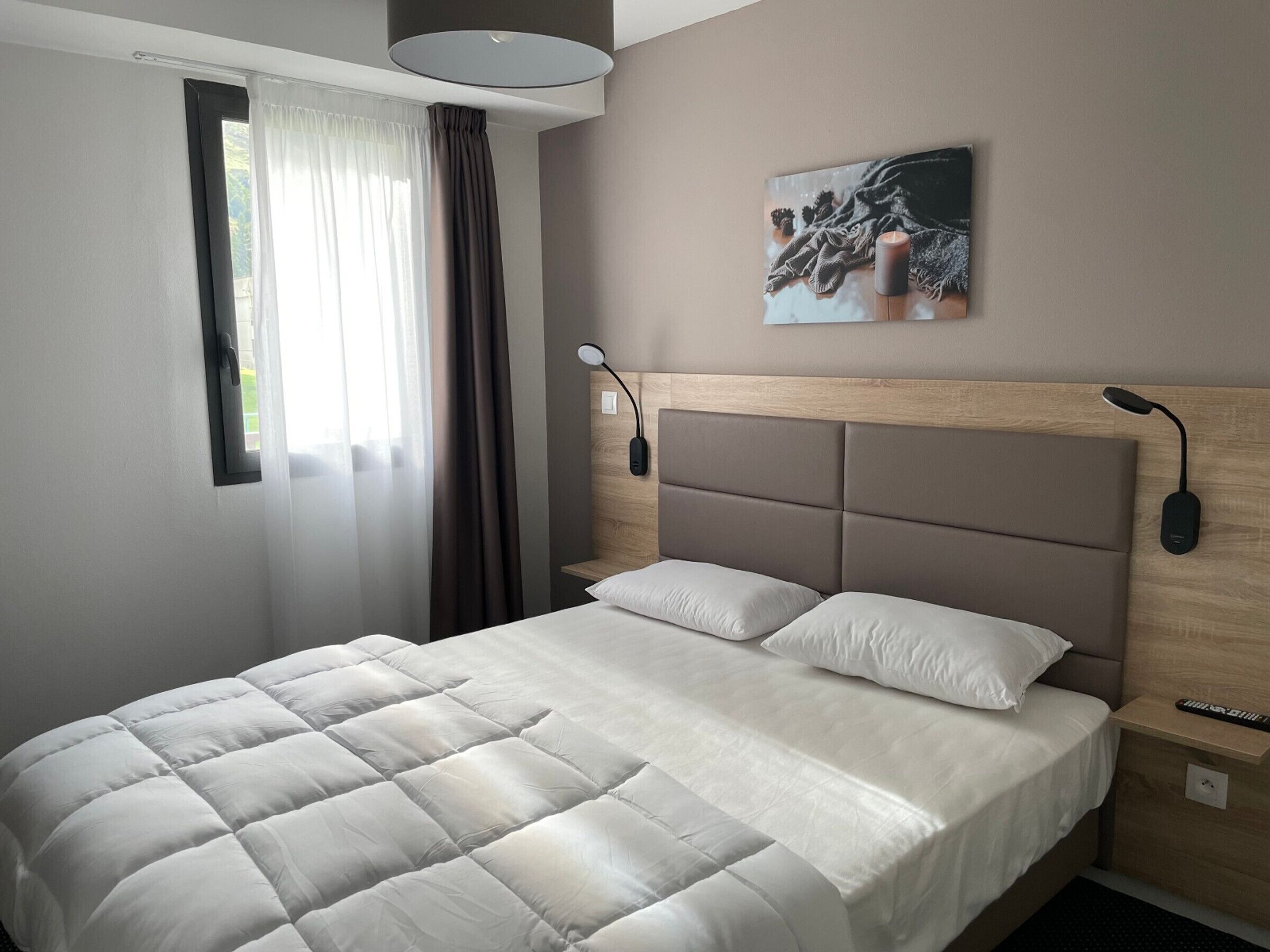 2 quartos, Wi-Fi de cortesia, roupa de cama