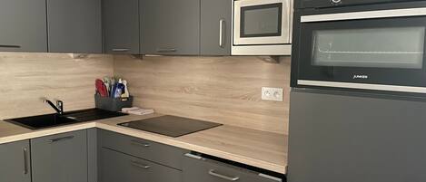 Refrigerador, microondas y lavavajillas