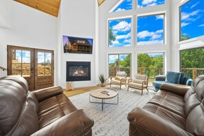 Smart TV, fireplace, video games