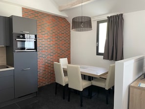 Dining - Gourette: Studio for 6, pool, pets allowed (Gourette)