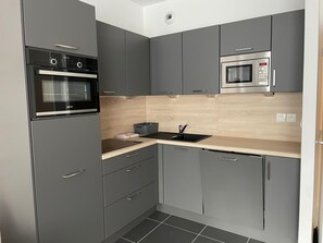 Refrigerador, microondas y lavavajillas 