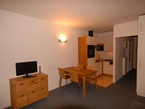 Dining - Comfort studio 6 pers, Gourette resort, pets allowed (Gourette)