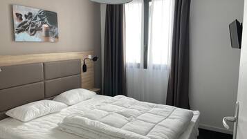2 quartos, Wi-Fi de cortesia, roupa de cama
